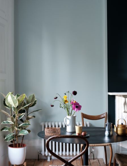 Farrow & Ball - Borrowed Light No. 235 - Image 3