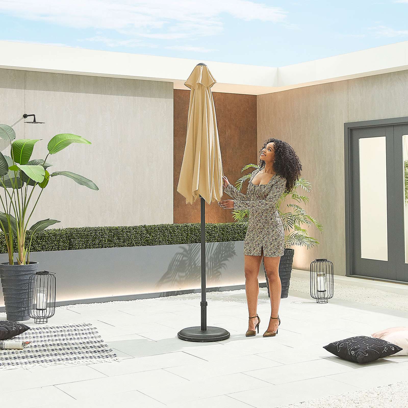 Nova <br> Antigua Aluminium Parasol 2.4m Round Beige - Image 4