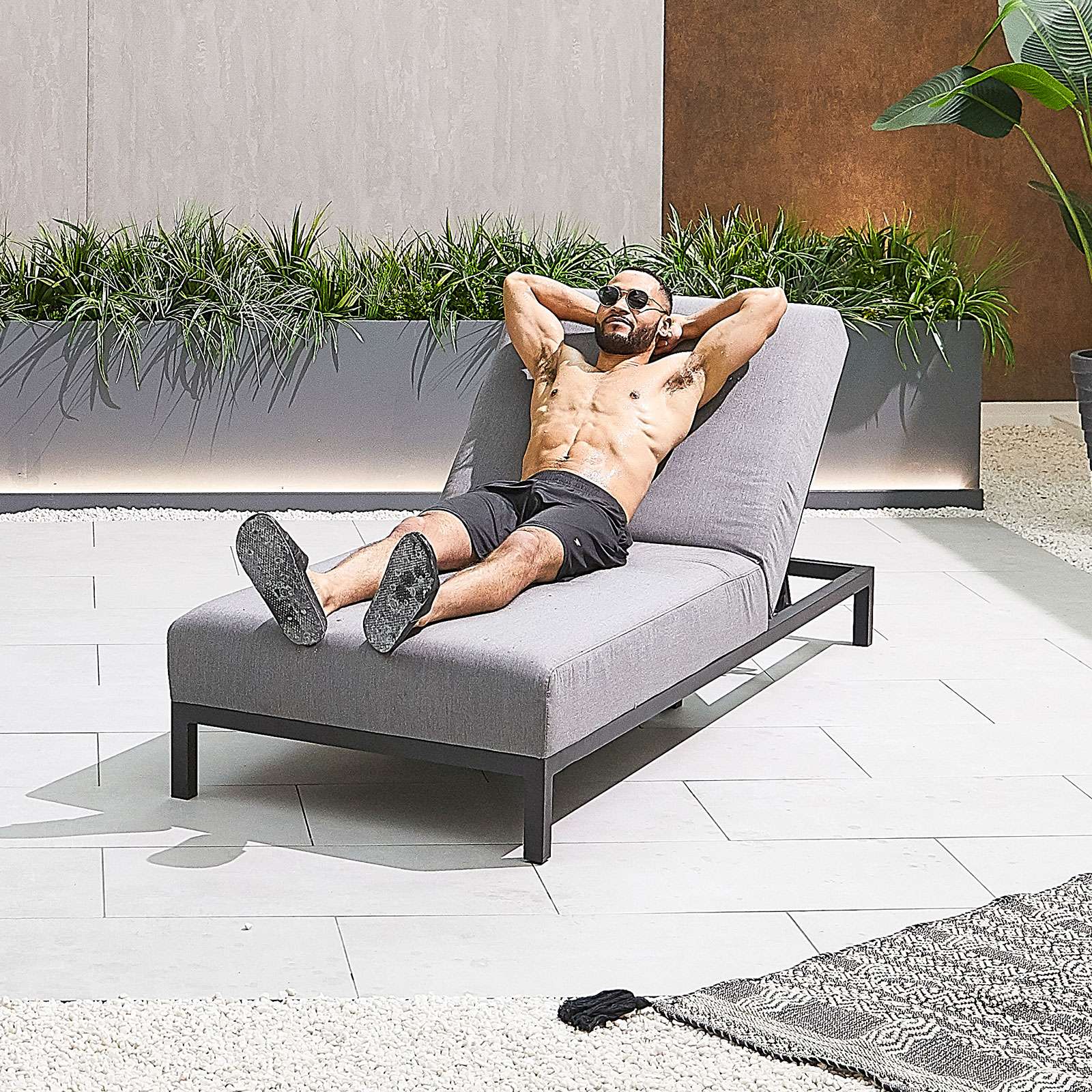 Nova <br> Sunny Outdoor Fabric Lounger Light Grey - Image 2