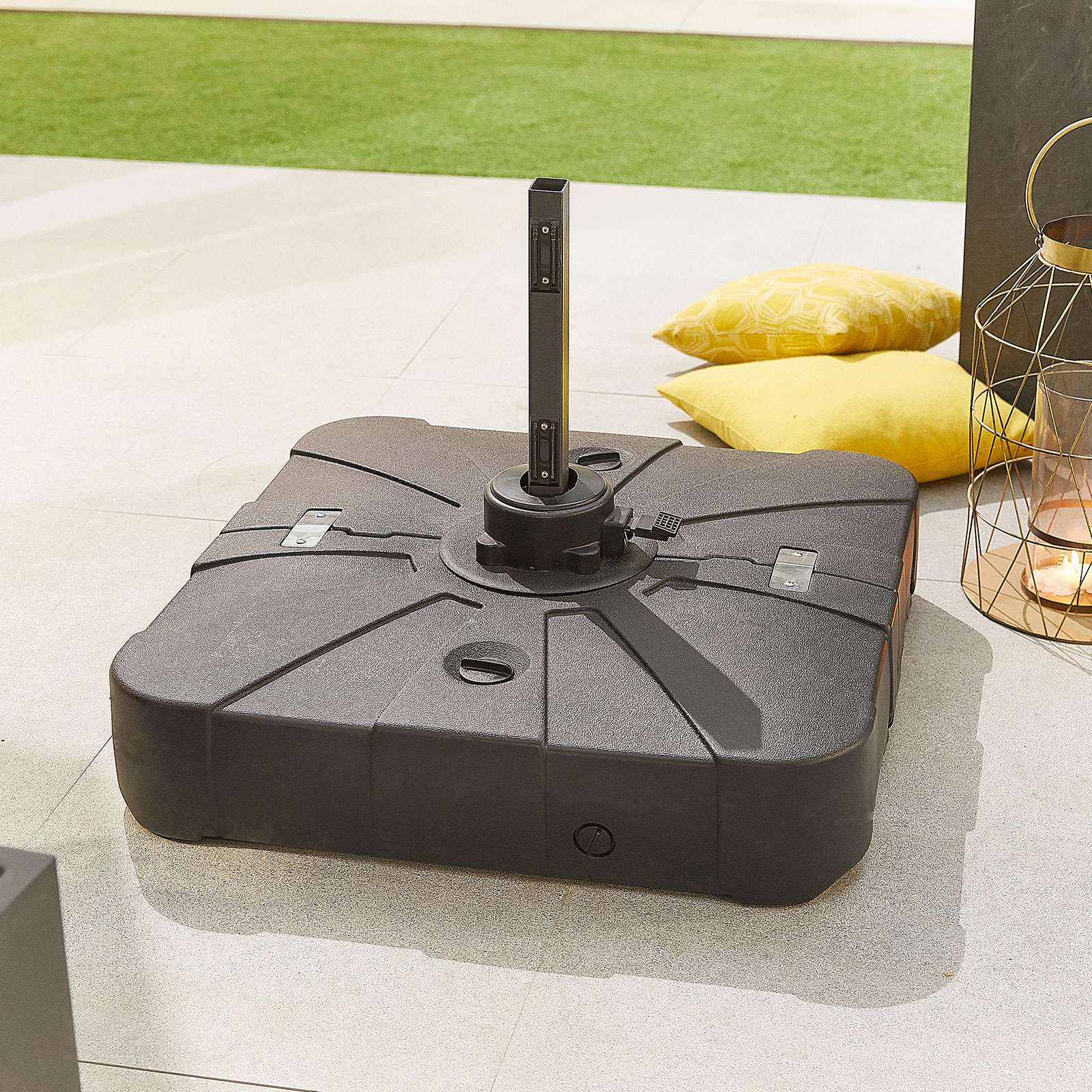 Nova <br> Cantilever Parasol Base 100kg