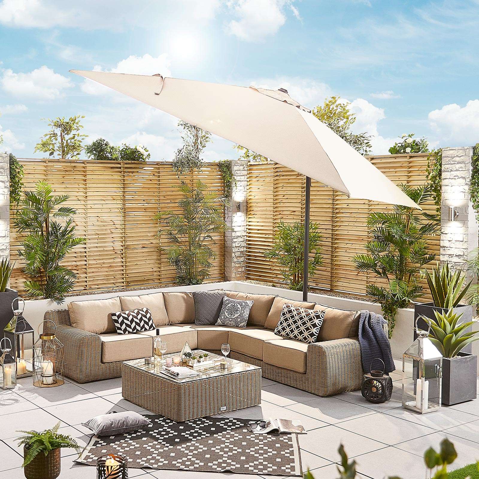 Nova <br> Galaxy LED Cantilever Parasol - 3m Square Beige - Image 4