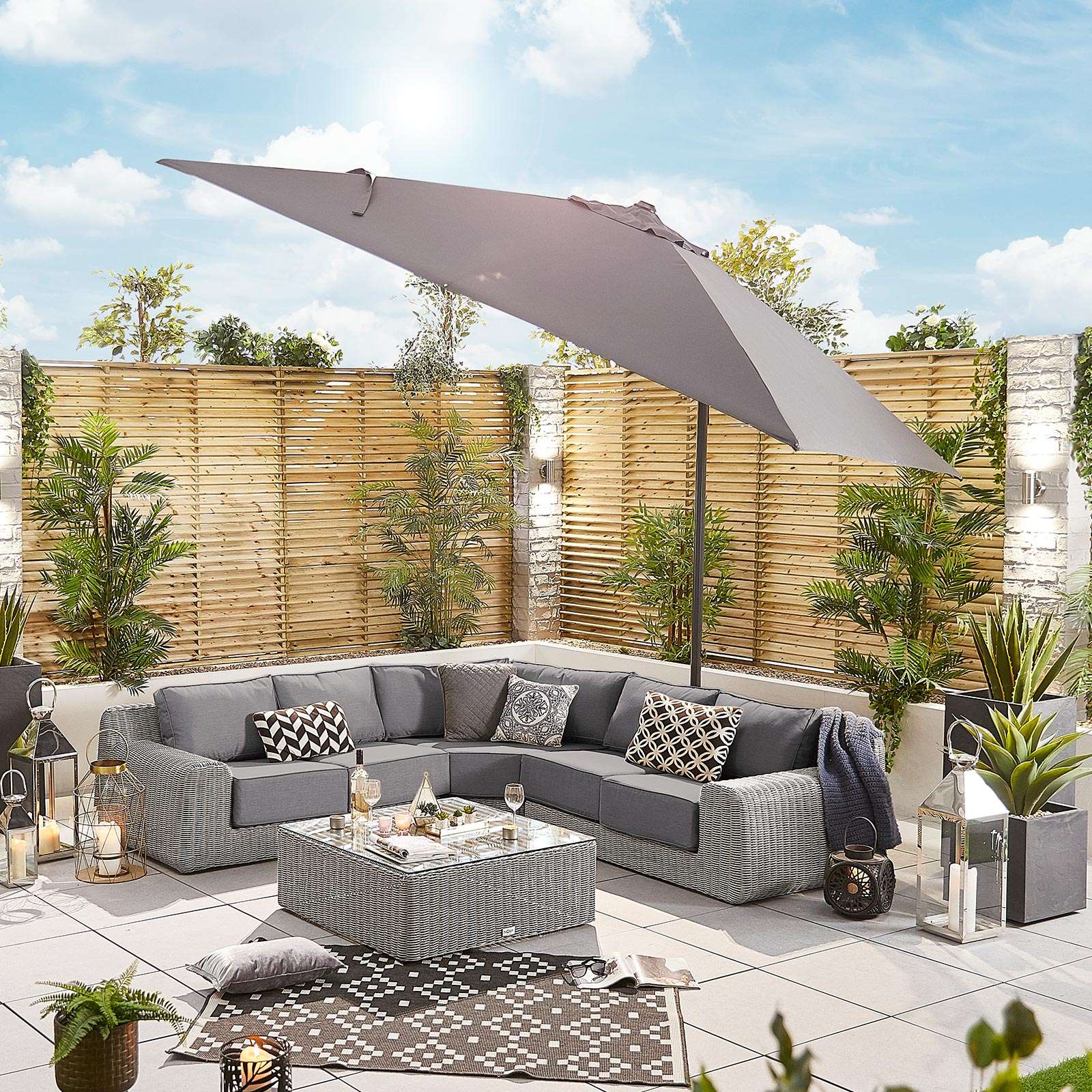 Nova <br> Galaxy LED Cantilever Parasol - 3m Square Grey - Including Base - Image 4