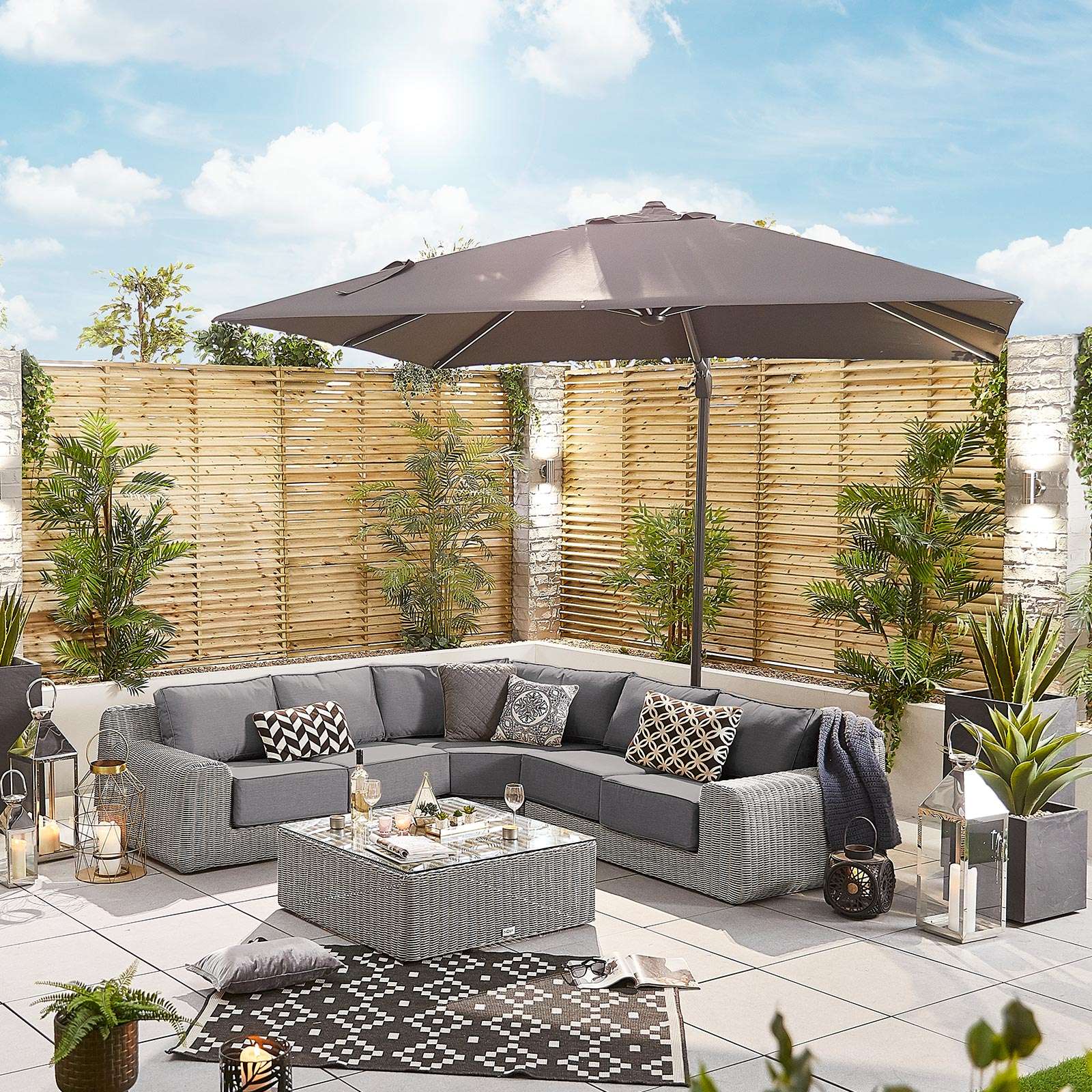 Nova <br> Galaxy LED Cantilever Parasol - 3m Square Grey - Including Base - Image 5