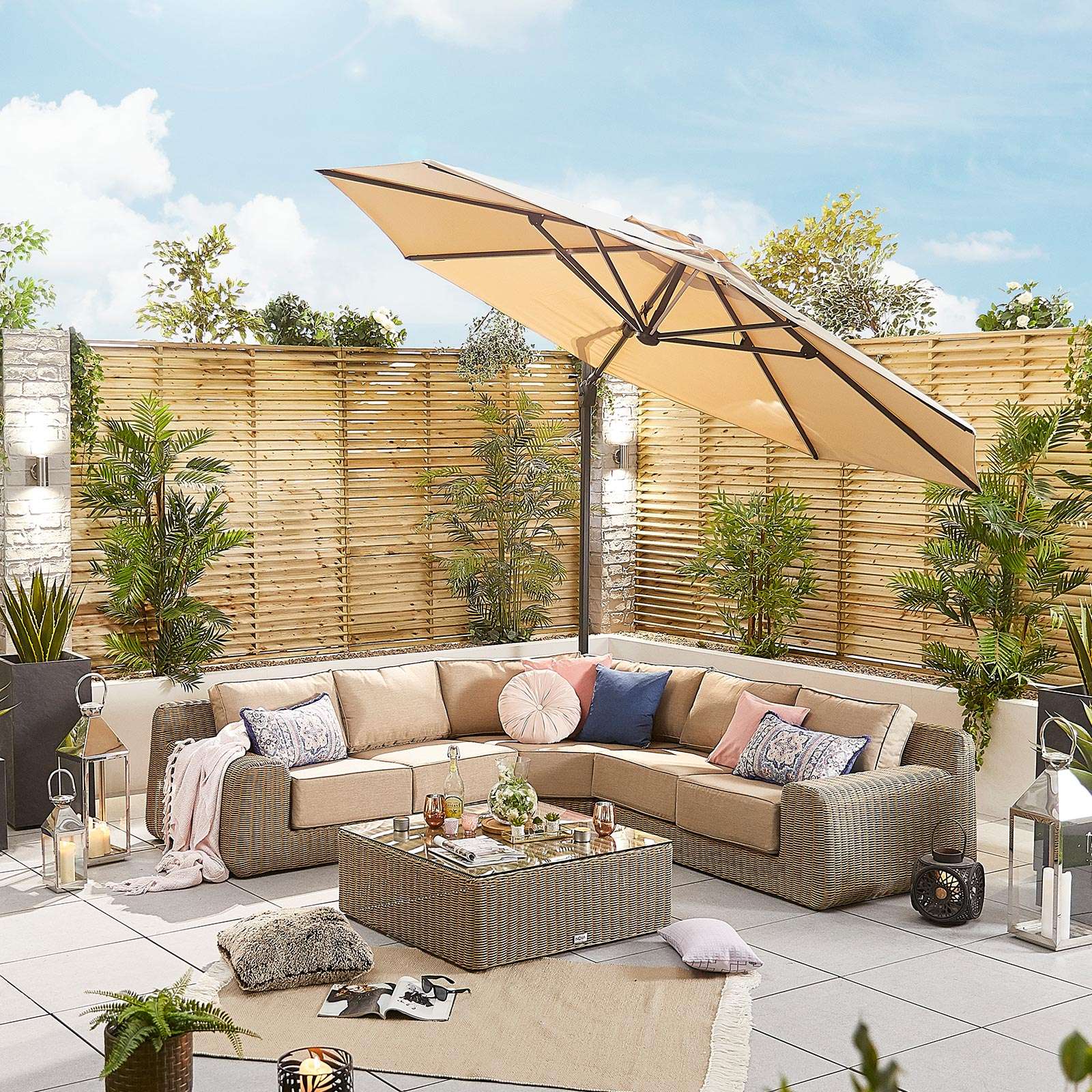 Nova <br> Galaxy LED Cantilever Parasol - 3.5m Round Beige - Image 4