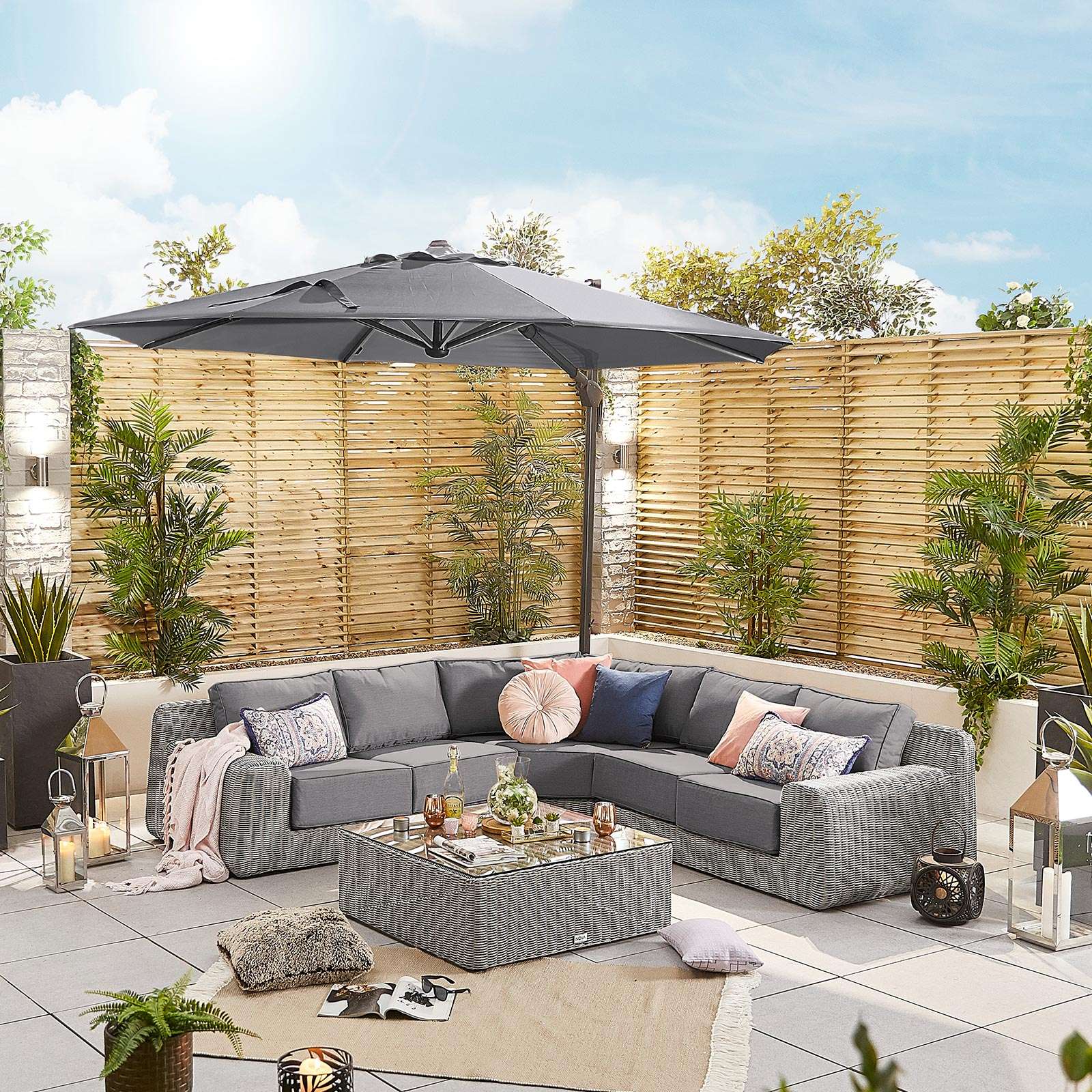 Nova <br> Galaxy LED Cantilever Parasol - 3.5m Round Grey - Image 5