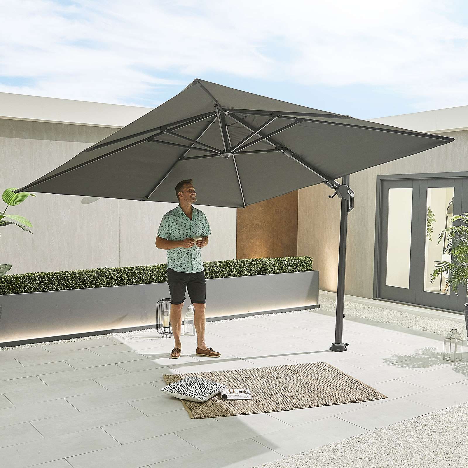 Nova <br> Genesis Cantilever Parasol - 3m Square Grey