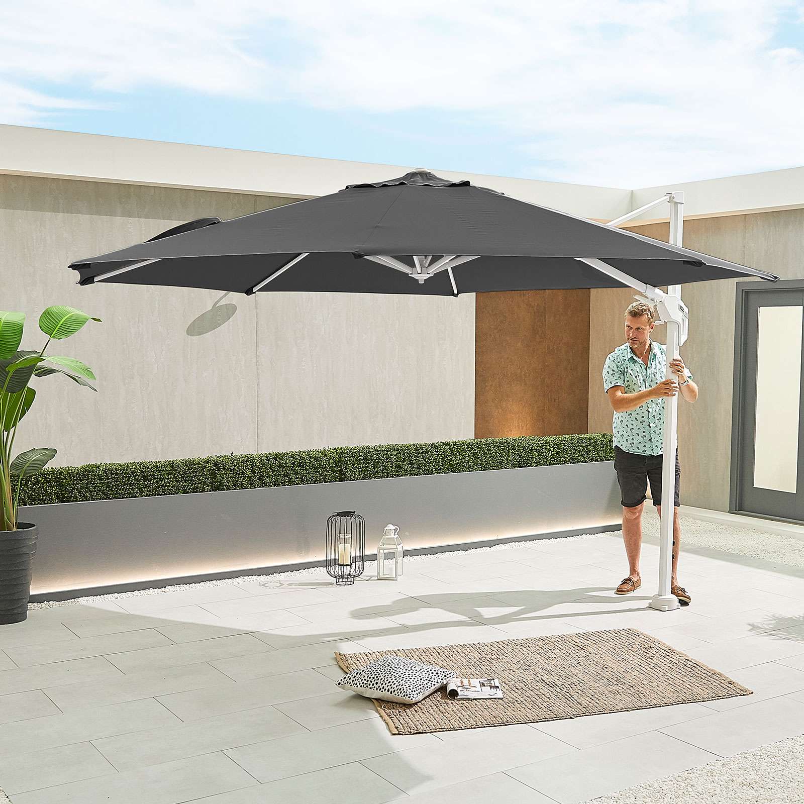 Nova <br> White Genesis Cantilever Parasol 3.5m Round Grey - Image 6