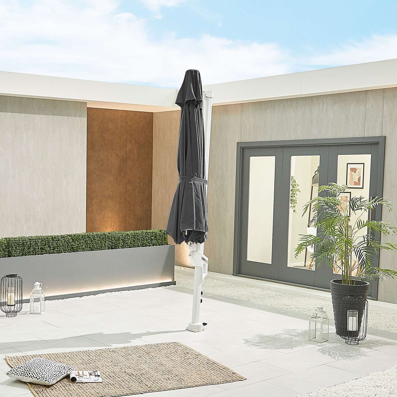 Nova <br> White Genesis Cantilever Parasol 3.5m Round Grey - Image 8