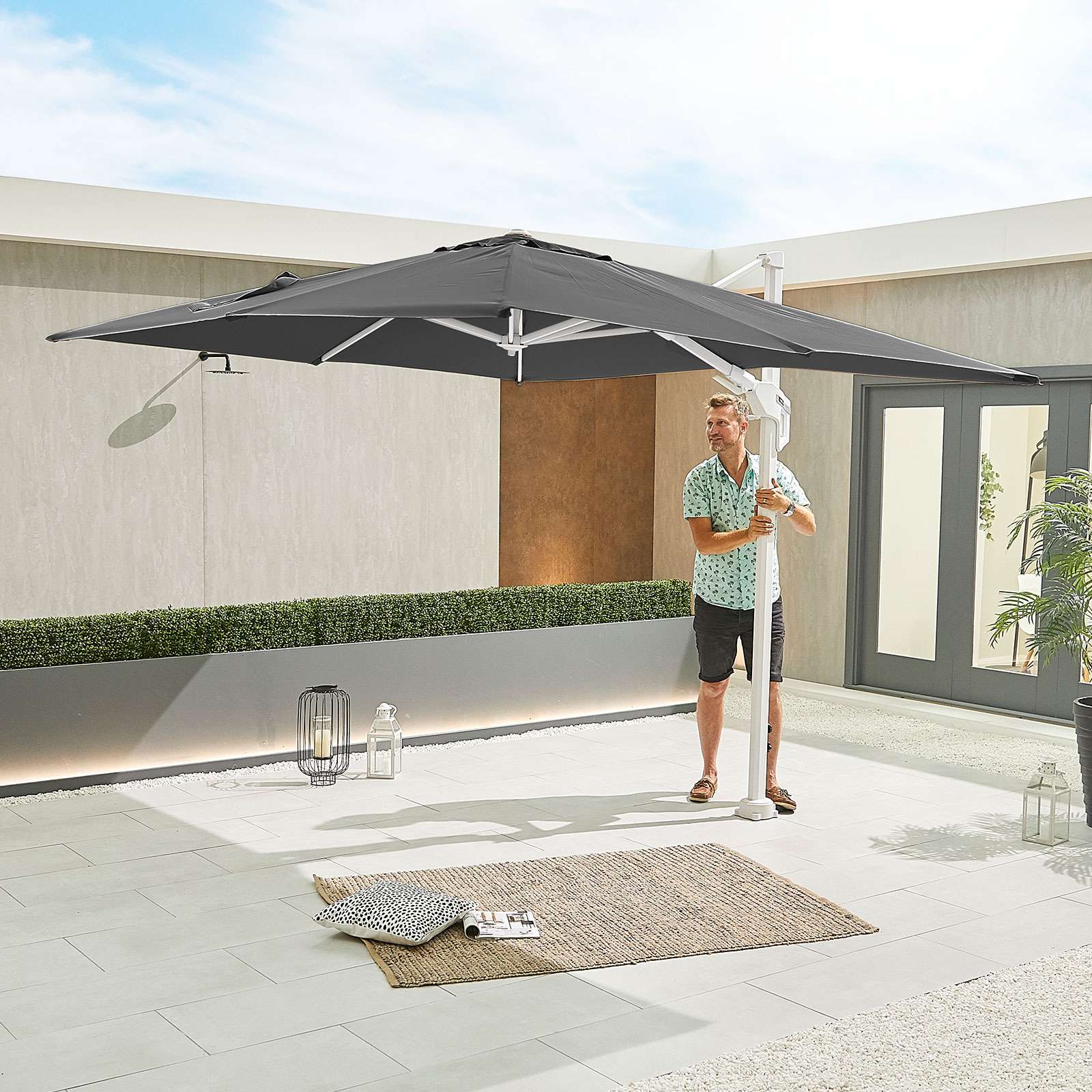 Nova <br> White Genesis Cantilever Parasol 3m x 2.5m Rectangular Grey - Image 4