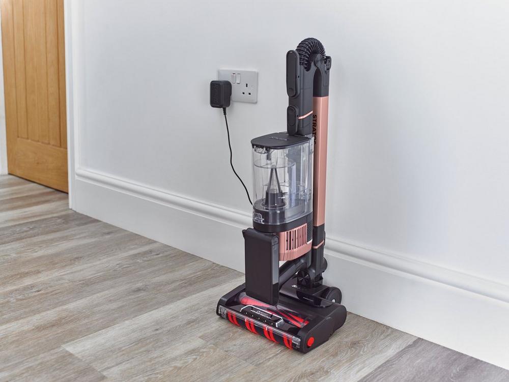Shark IZ400UK Stratos Cordless Stick Vacuum Cleaner - 60 Minutes Run Time - Gold - Image 9