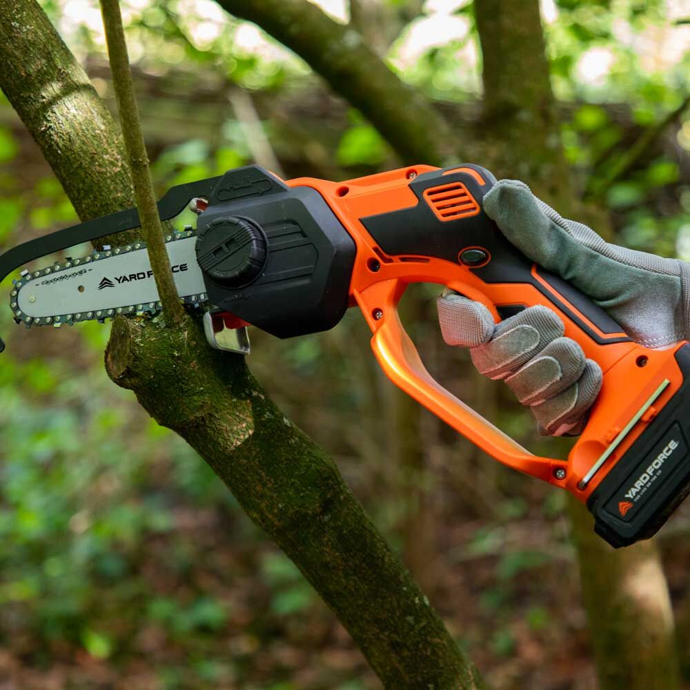 Yard Force 20V Mini Pruning Saw With 1 x 20v Battery - Image 3