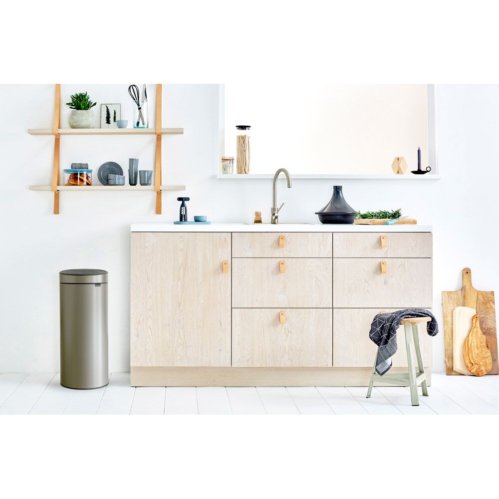 Brabantia Touch Bin 30L Platinum - Image 4