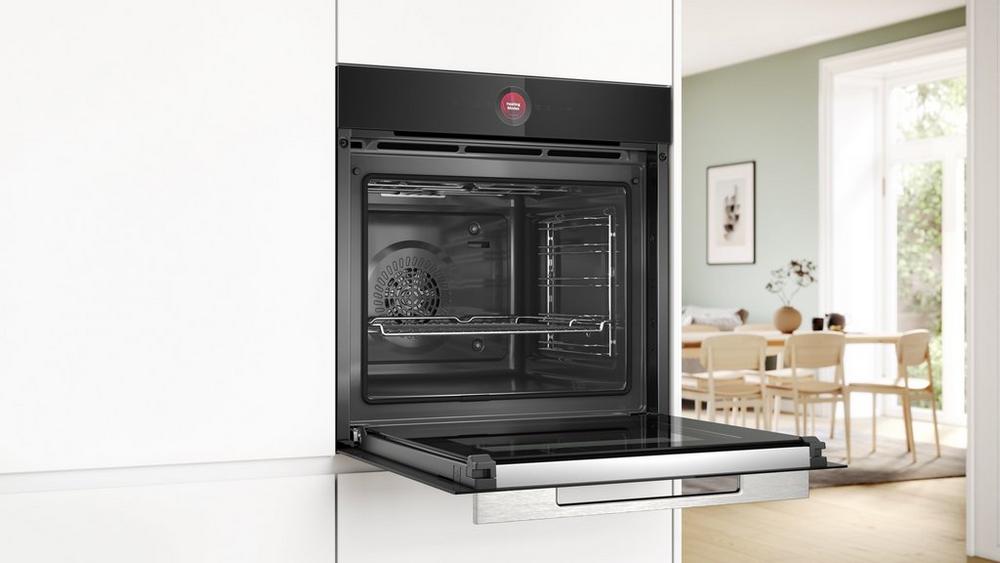 Bosch HBG7741B1B 59.4cm Built In Electric Single Oven - Black - Image 3
