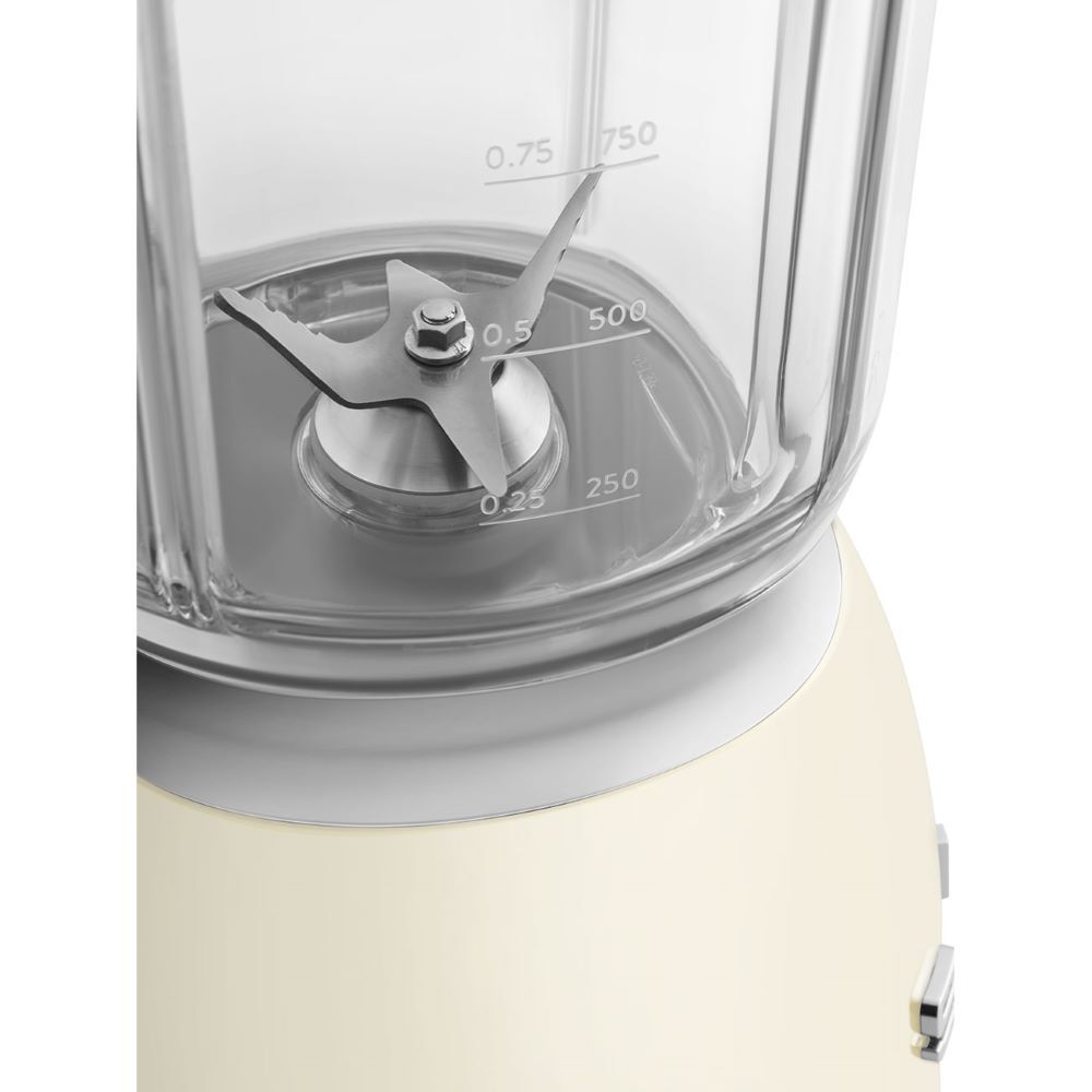Smeg 50's Style Retro BLF03CRUK 1.5L Blender - Cream - Image 4