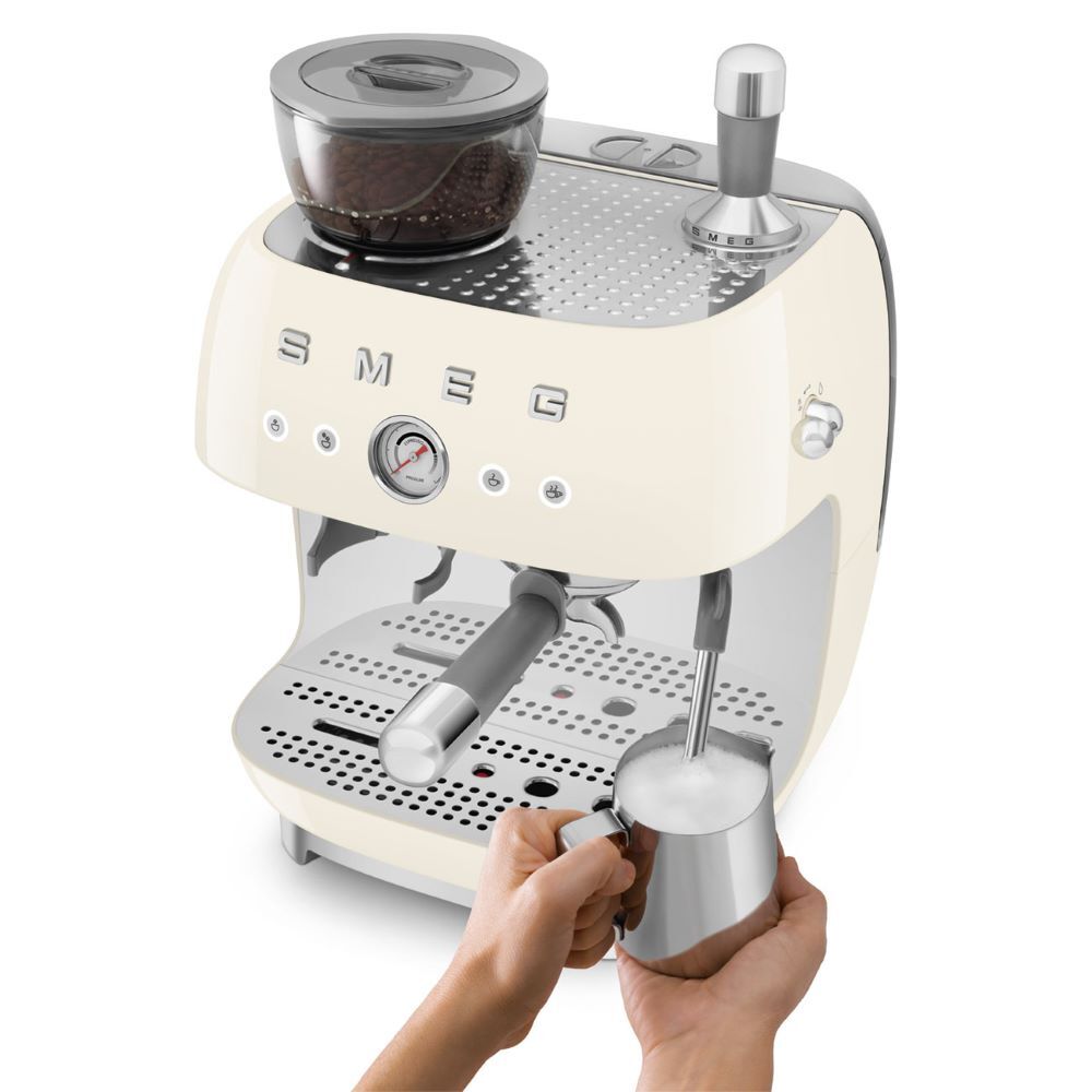 Smeg 50's Style Retro EGF03CRUK Espresso Coffee Machine - Cream - Image 4