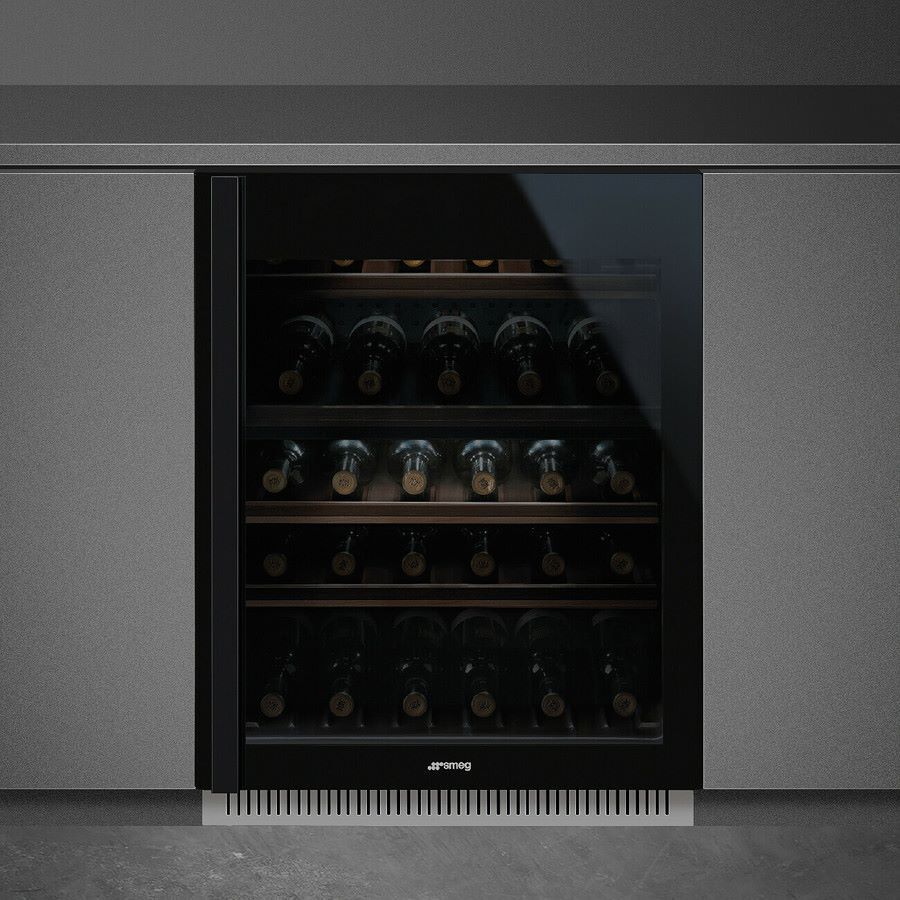 Smeg CVI638LN3 Dolce Stil Novo Under Counter Wine Cooler with Left Hand Hinge Eclipse Glass - Image 2