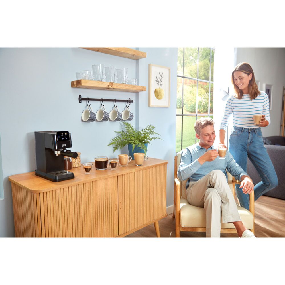 Beko CEP5302B CaffeExperto Manual Espresso Coffee Machine with Steam Wand - Black - Image 8