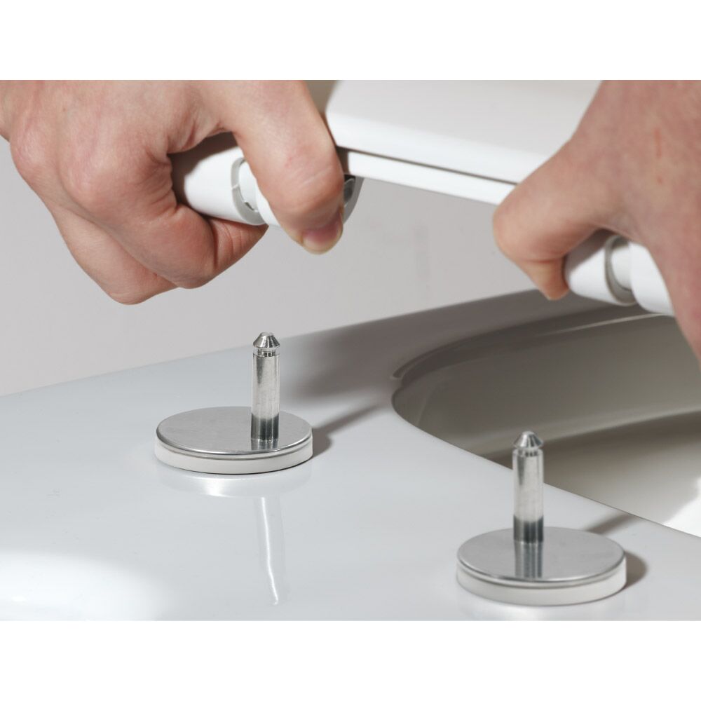 Roper Rhodes Neutron Soft Close Seat White - Image 3