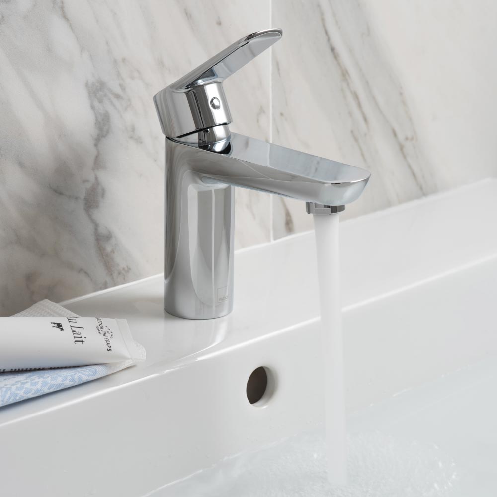 Vado Photon Mono Basin Mixer C/W Clic Clac Waste - Image 2
