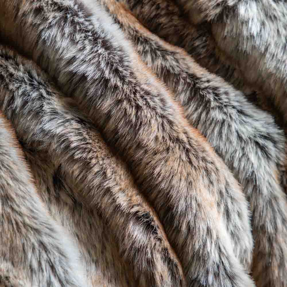 Husky Faux Fur Throw Premium - Image 3