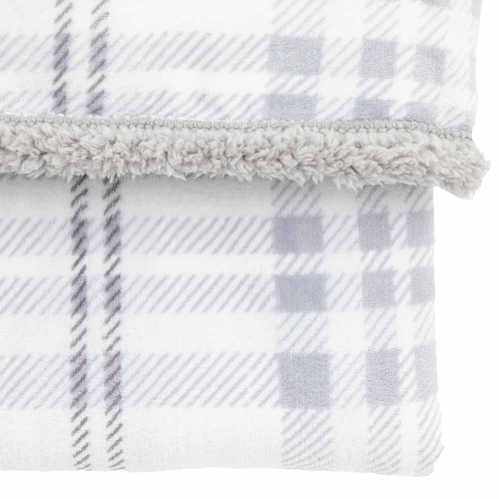 Tartan Sherpa Throw Grey - Image 7