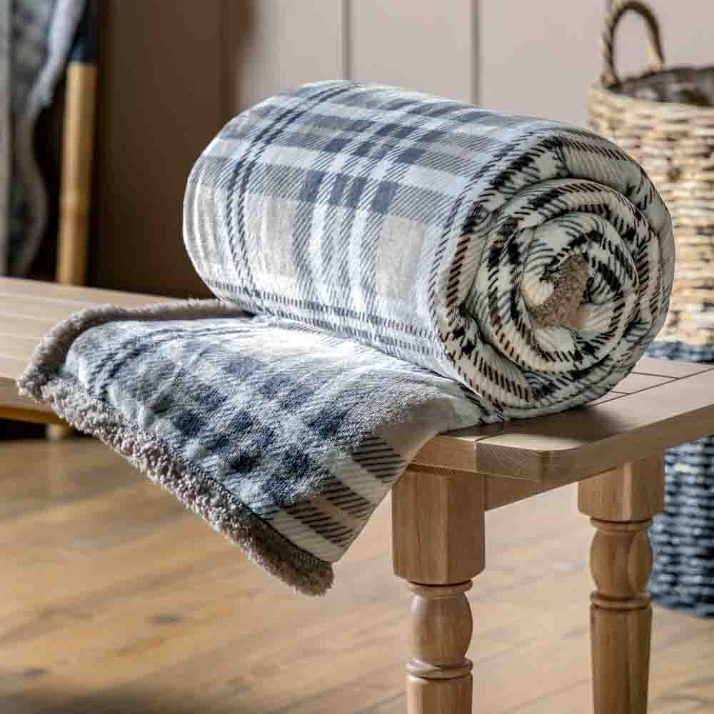 Tartan Sherpa Throw Natural - Image 2