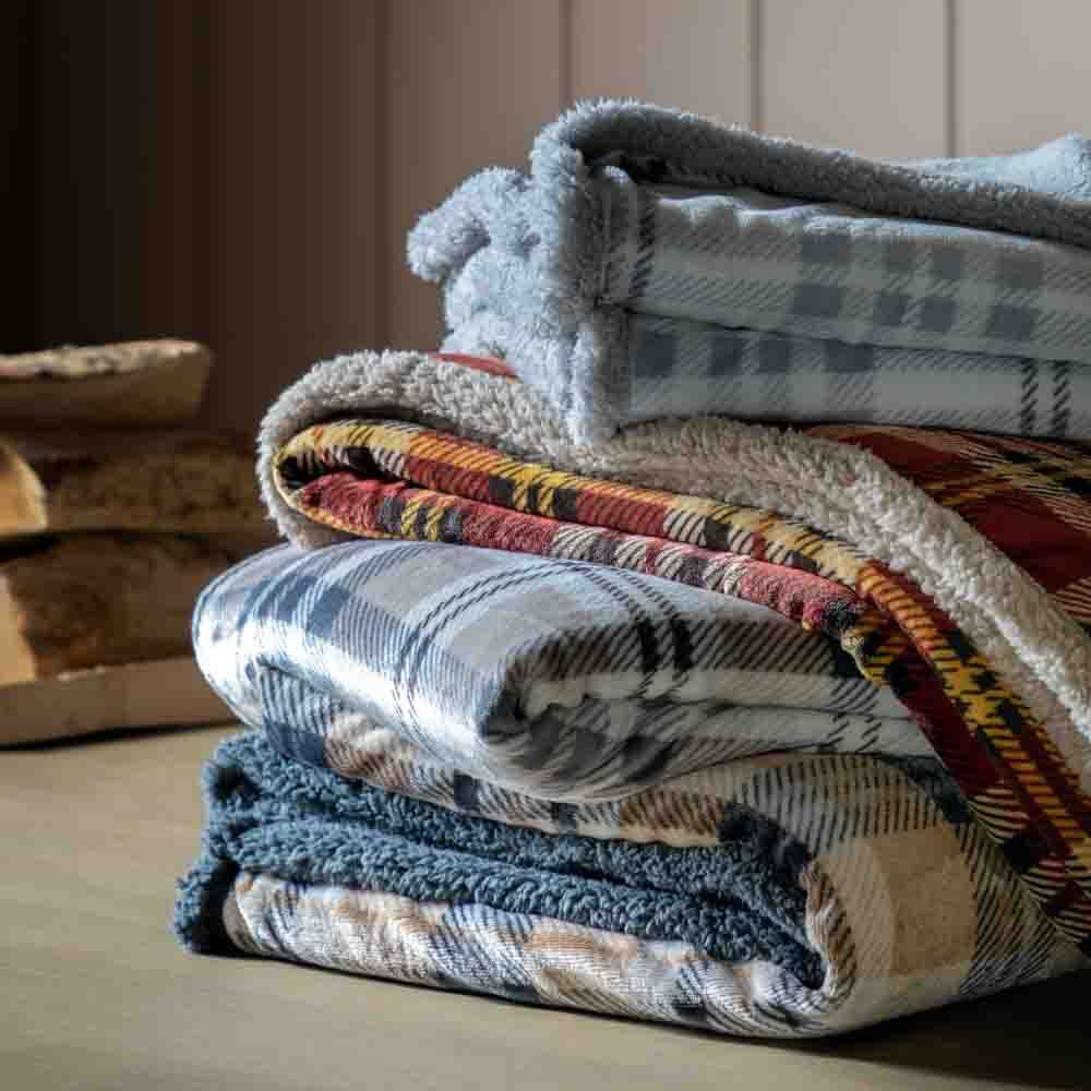 Tartan Sherpa Throw Natural - Image 5