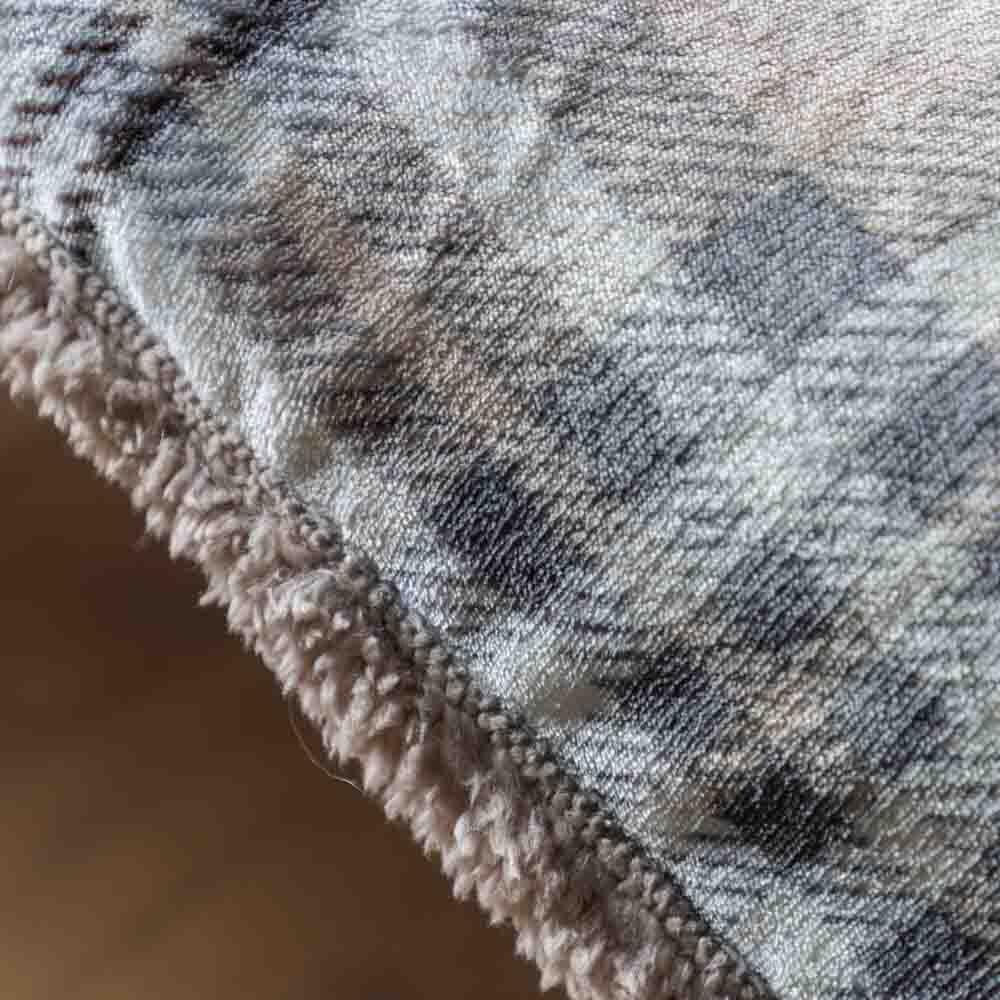 Tartan Sherpa Throw Natural - Image 8