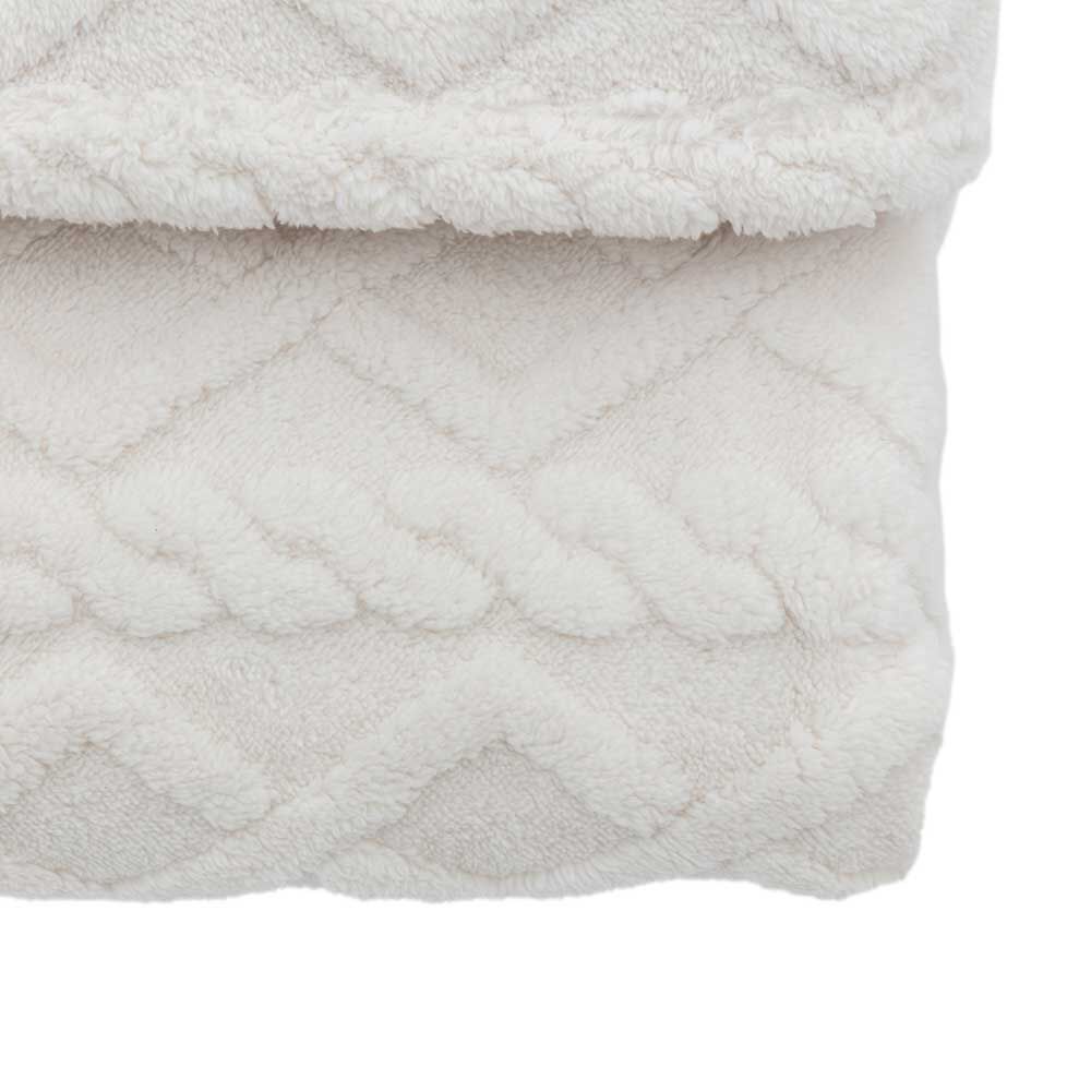 Textures Cable Knit Cream - Image 6