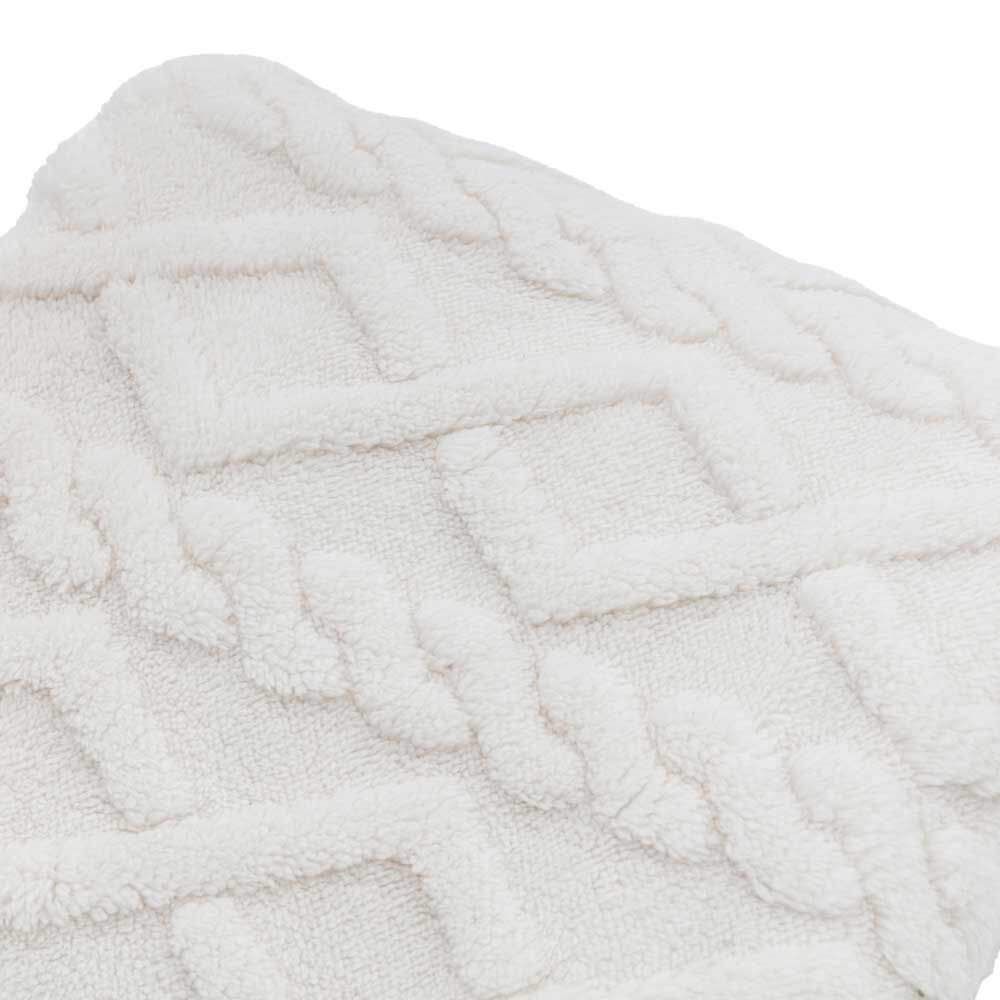 Textures Cable Knit Cream - Image 7