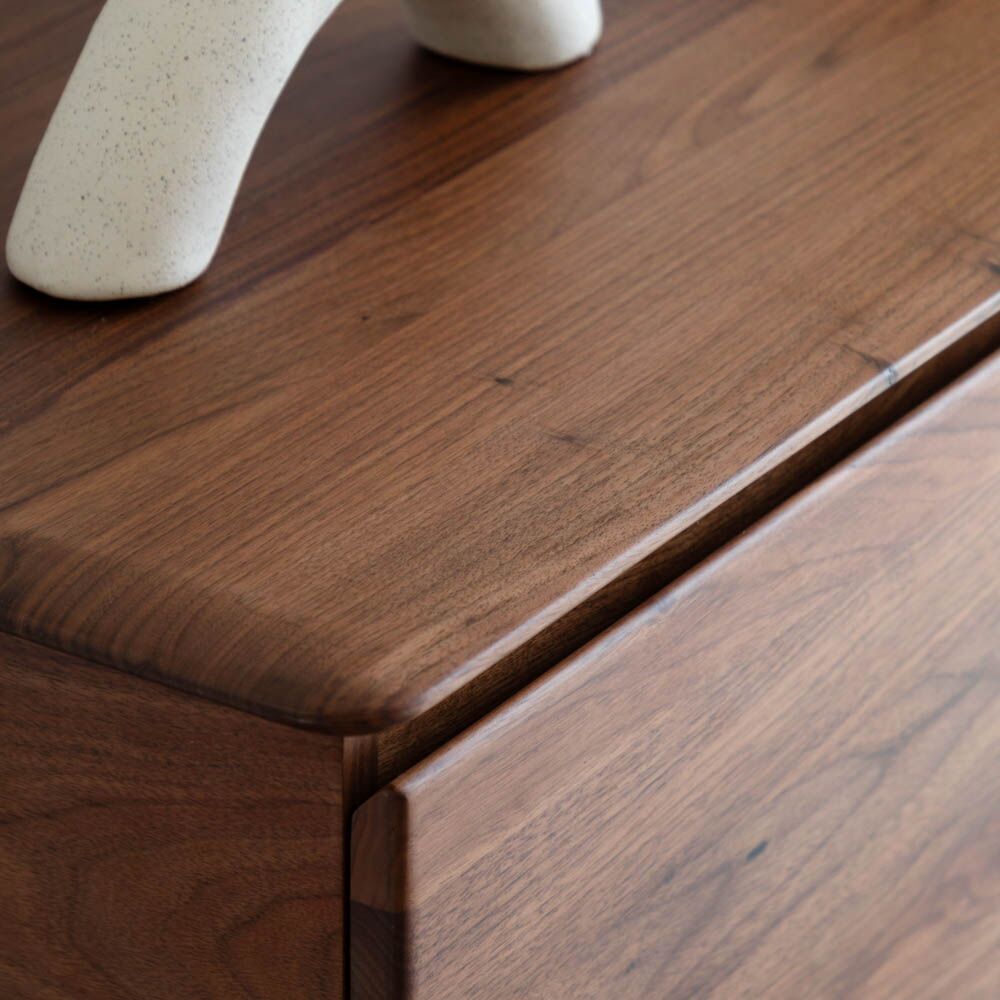 Girona 2 Door Sideboard Walnut - Image 3