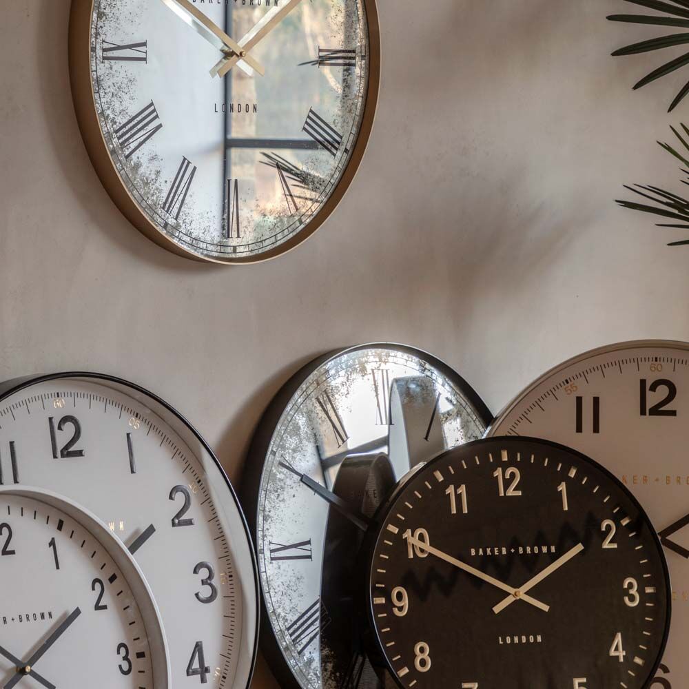 Cambridge Wall Clock Black 40cm - Image 2