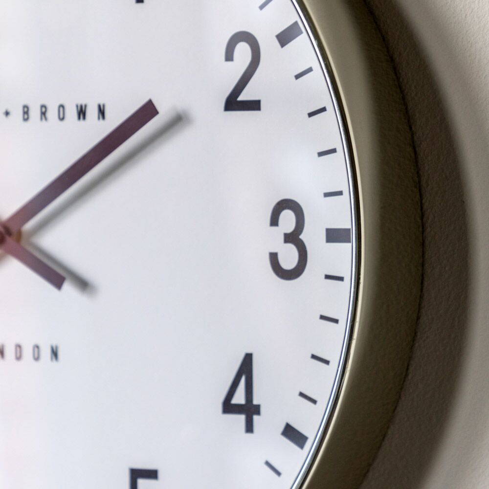 Cambridge Wall Clock Chrome 40cm - Image 2