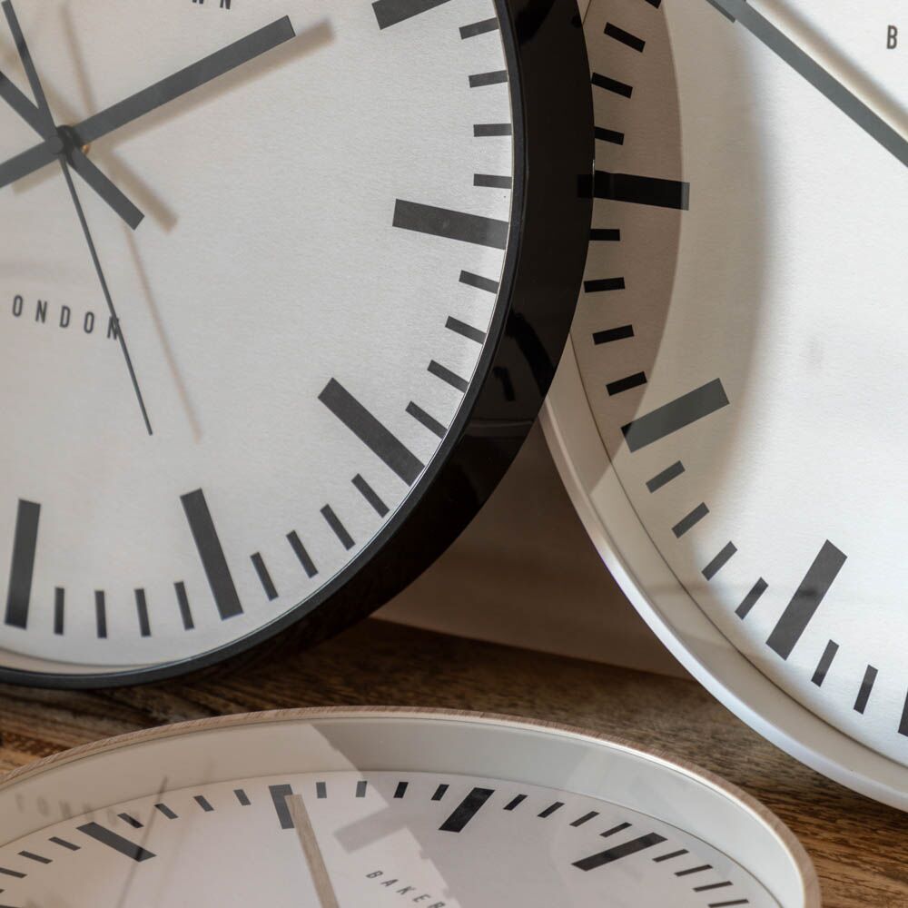 Longstone Clock White 40cm - Image 2