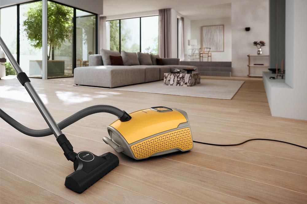 Miele Guard L1Flex Vacuum - Sunset Yellow - Image 2