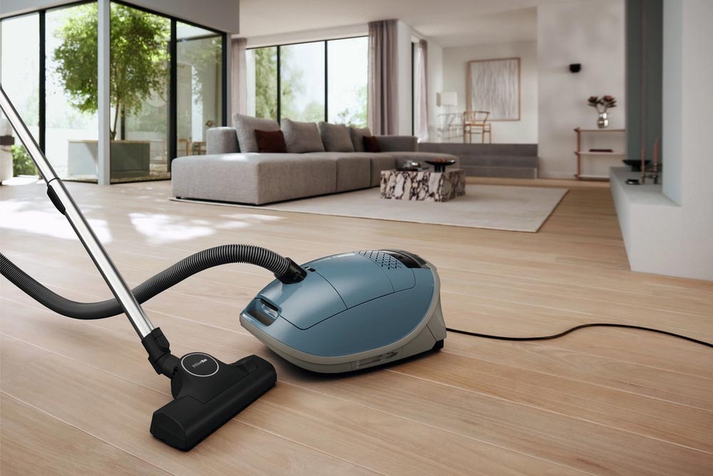 Miele Guard M1Flex Vacuum - Nordic Blue - Image 2
