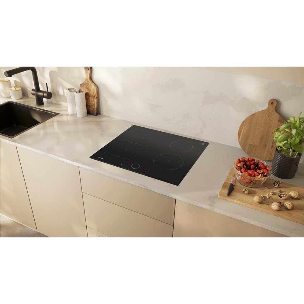 Neff T56FHS1L0 60cm Induction Hob - Black - Image 2