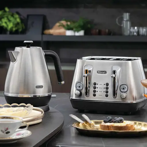 Delonghi CTI4003.M 4 Slice Distinta X Toaster Stainless Steel - Image 2
