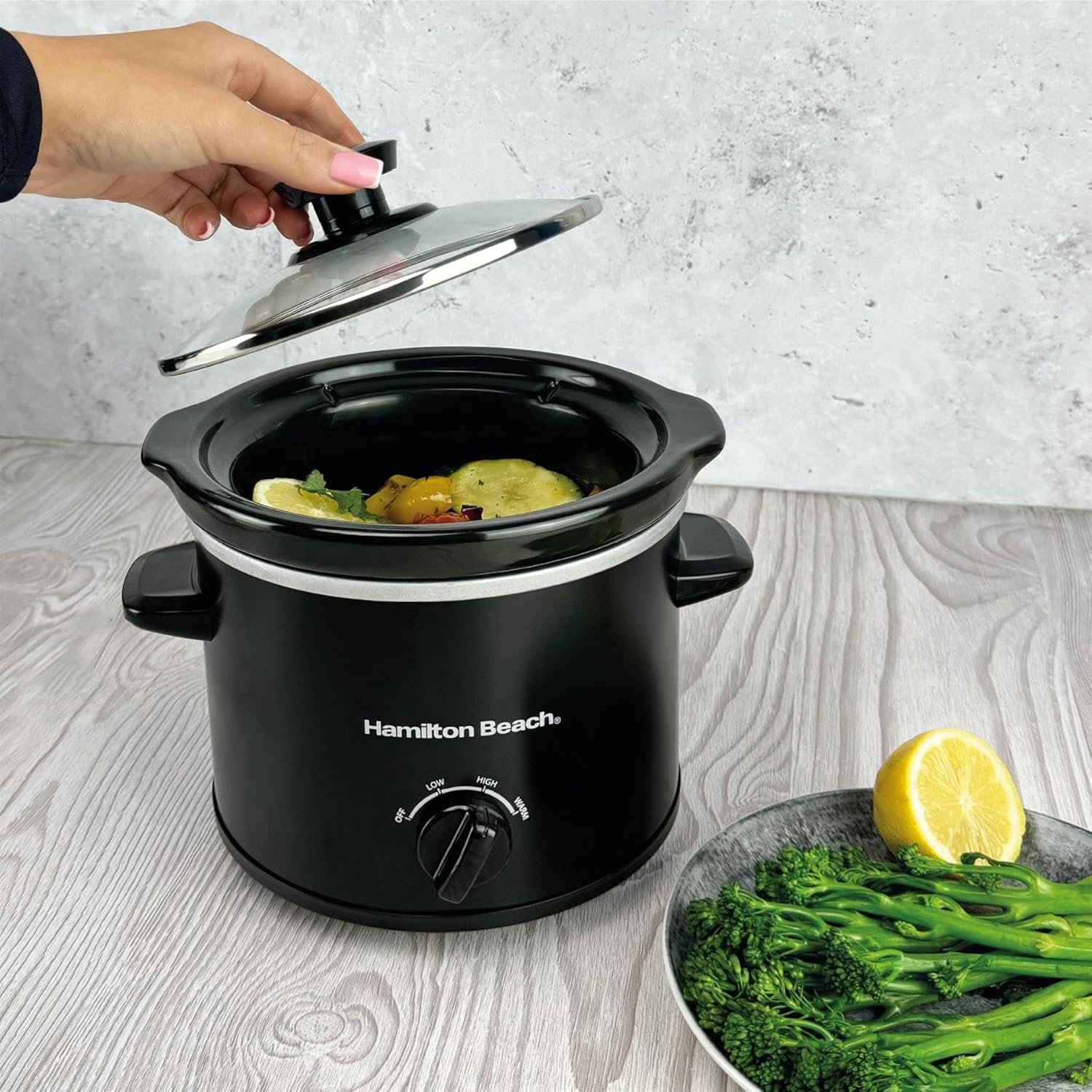 Hamilton Beach HBSC020B The Mighty Mini 1.8L Slow Cooker - Black - Image 6