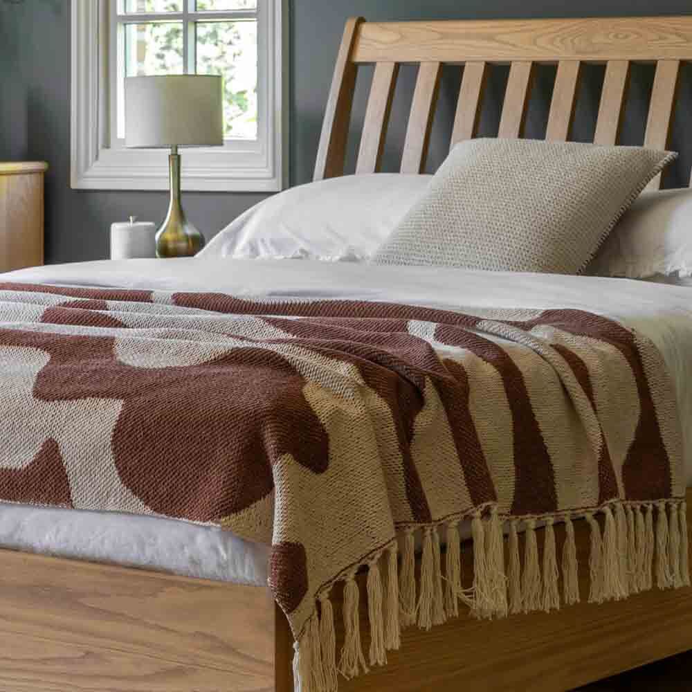 Astley 4'6 Bed - Image 3