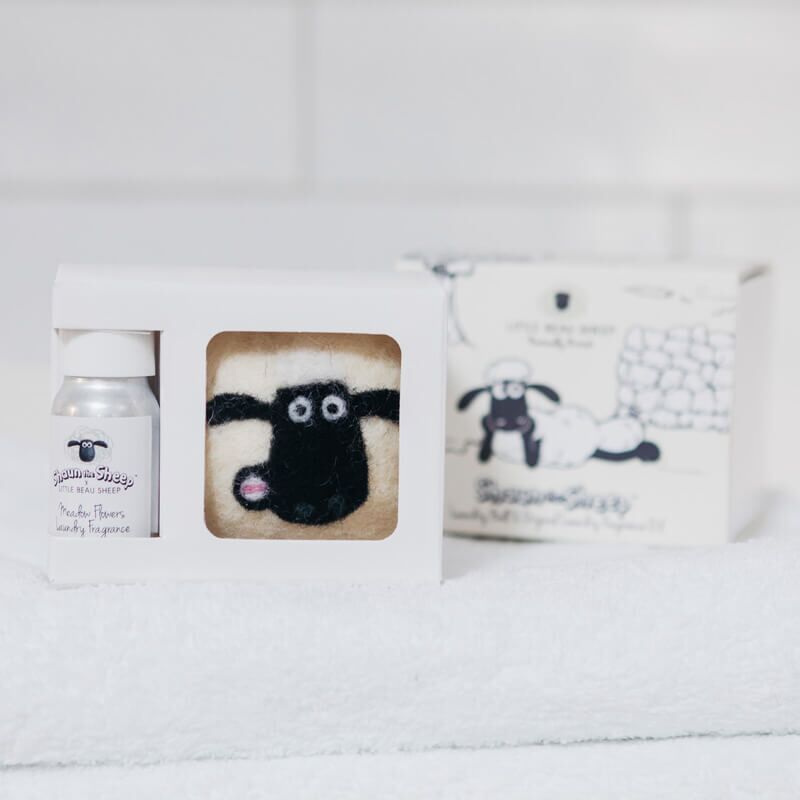 Little Beau Sheep Shaun The Sheep Laundry Ball & Meadow Flowers Laundry Fragrance Set - Image 2