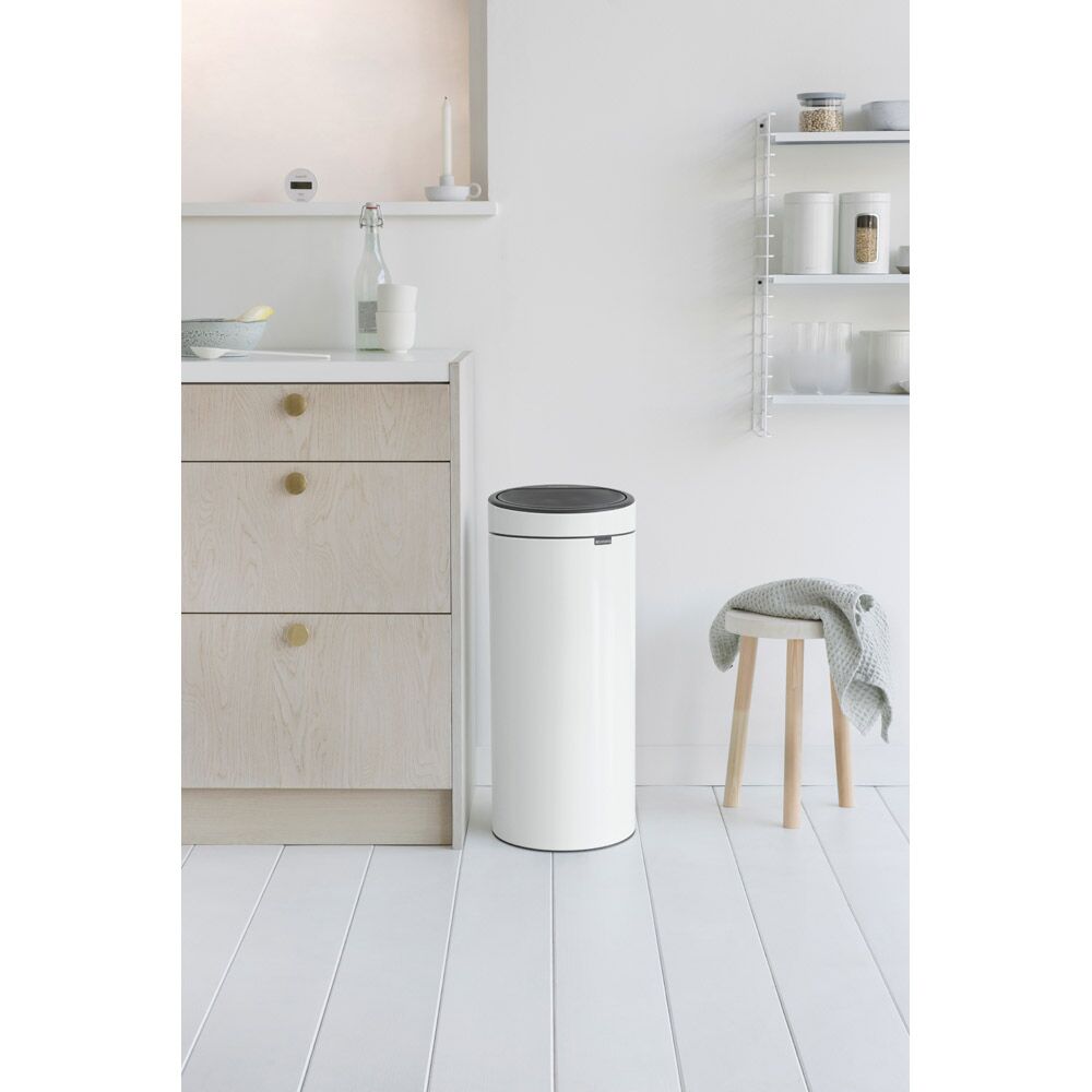 Brabantia Touch Bin 30L White - Image 4